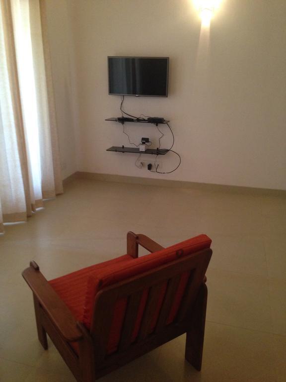Studio And One Bedroom Apartment In Riviera Sapphire, Siolim Exterior photo